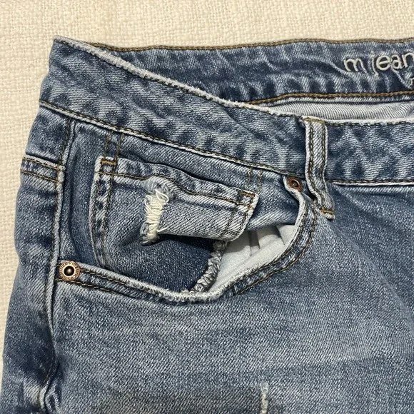 M Jeans by Maurices Womens Jeans Blue Distressed Size 14 Regular Mid Rise - Picture 4 of 9